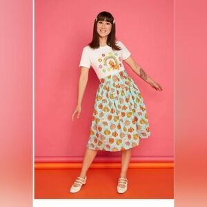 Mod cloth × Marisol Muno playful swing skirt.